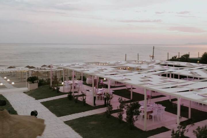 Hotel 40 of 64