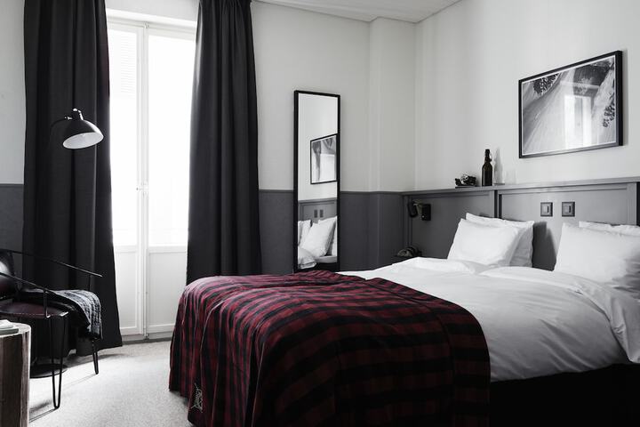 Room 19 of 54