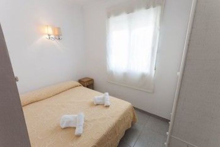 Room 3 of 18