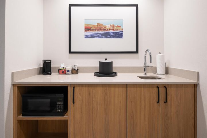 Minibar