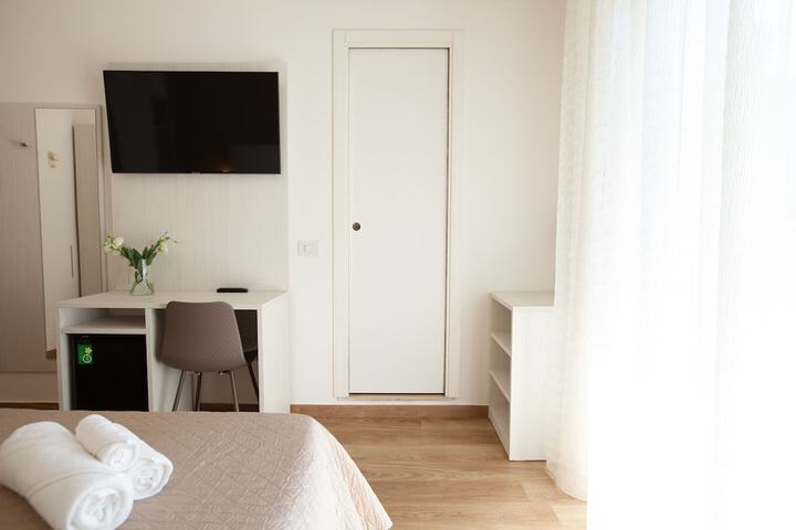 Room 35 of 124