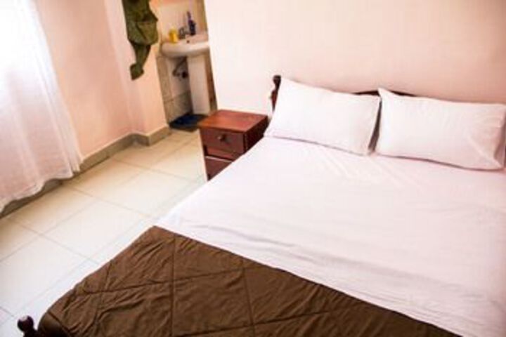 Room 40 of 77