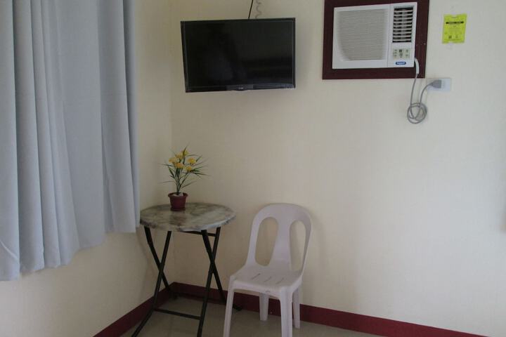 Room 17 of 27