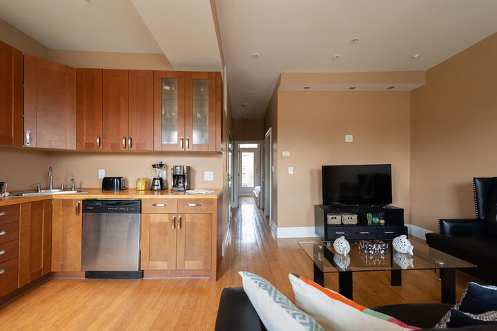 Room 18 of 21