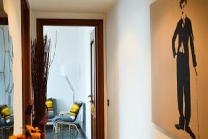 Room 15 of 25