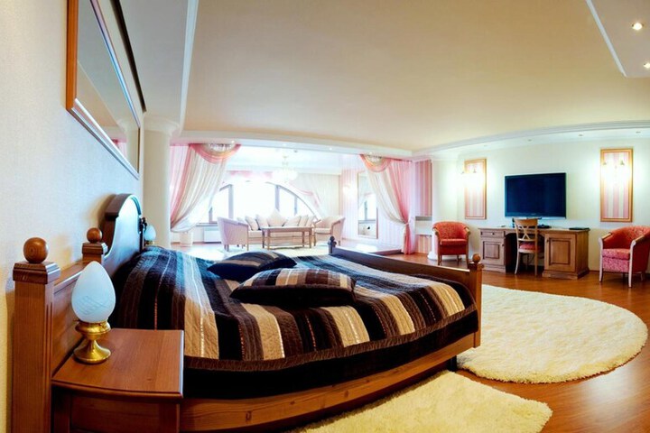 Room 21 of 66
