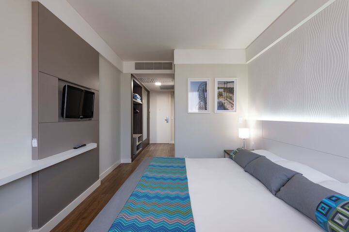 Room 21 of 57