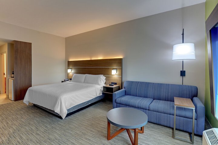 Standard | King Bed (13 of 25)