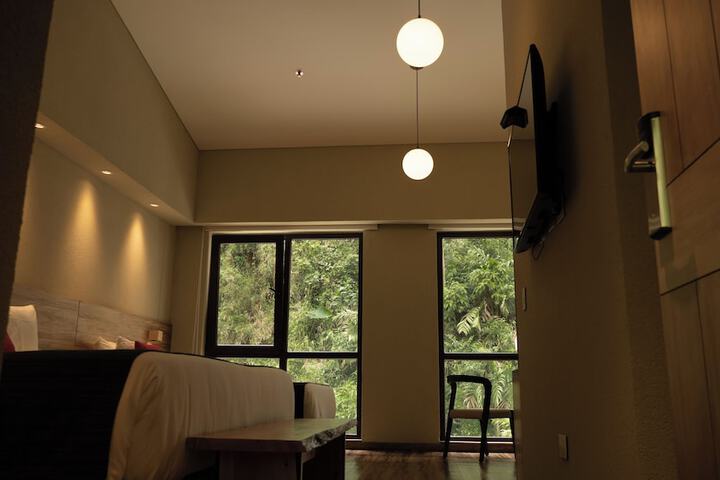 Room 49 of 132