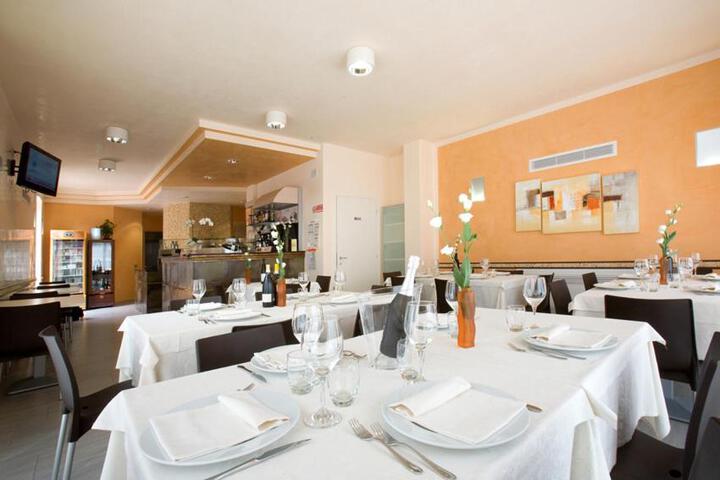 General 3 of 23