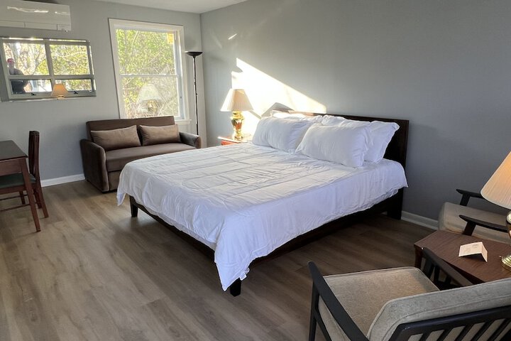 Room 25 of 205