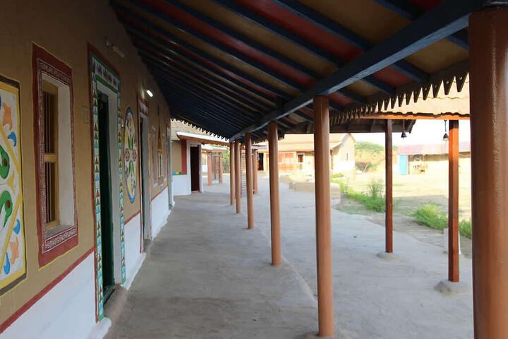 Room 16 of 63