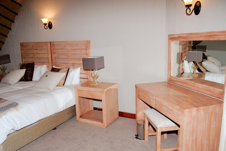 Room 8 of 62