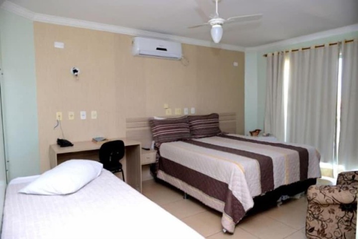 Room 7 of 25