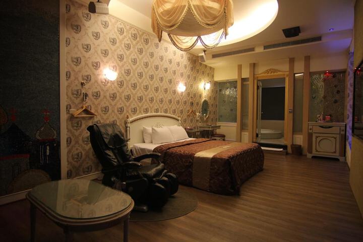 Room 37 of 56