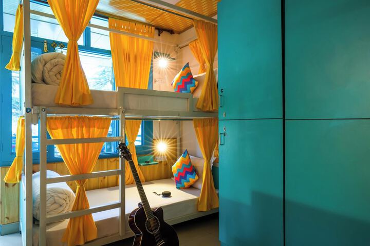 Room 17 of 70