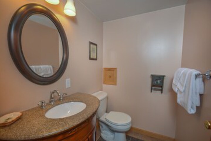 Room 6 of 30