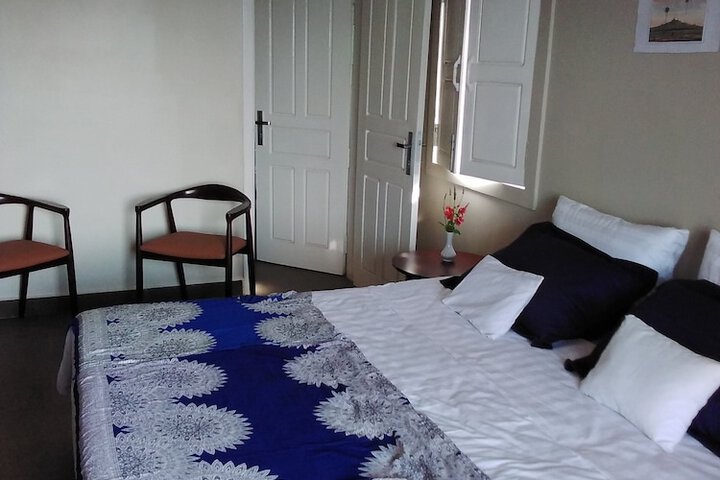 Room 4 of 51