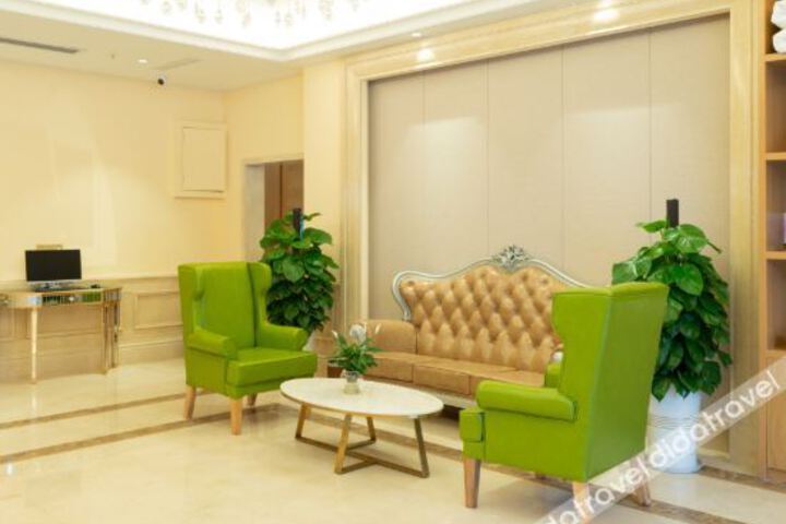 Hotel Interior 12 of 27