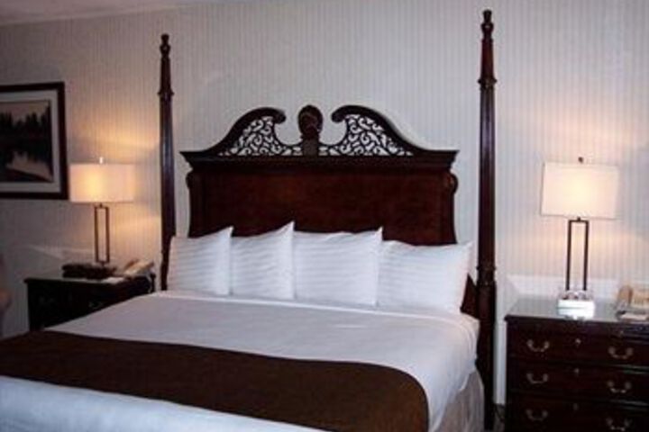 Room 7 of 26