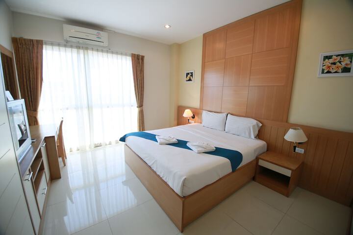 Room 7 of 62