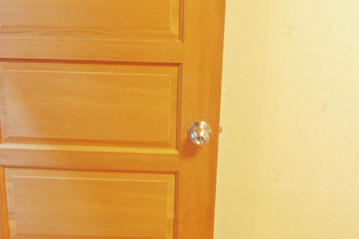 Room 4 of 47