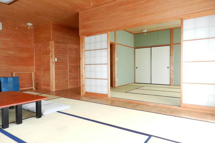 Room 3 of 36