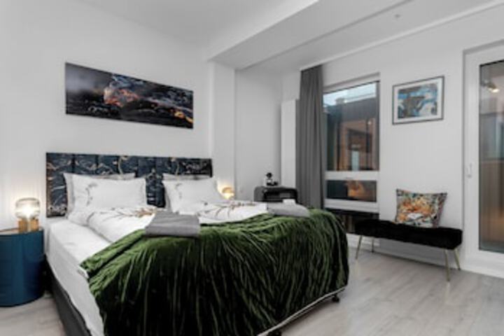 Room 115 of 219