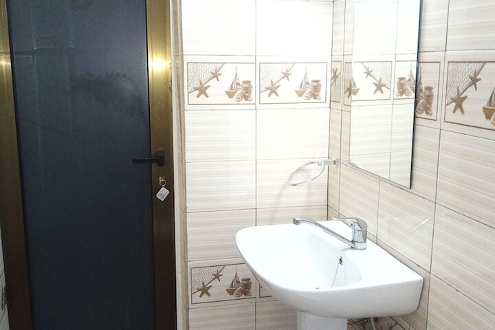 Room 42 of 56