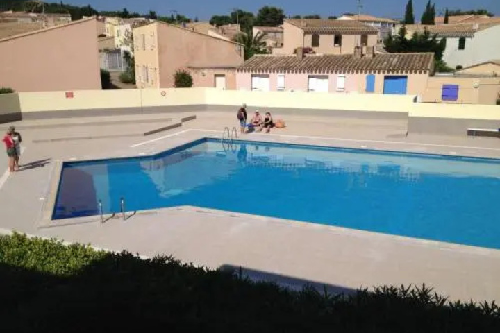 Pool 9 of 14