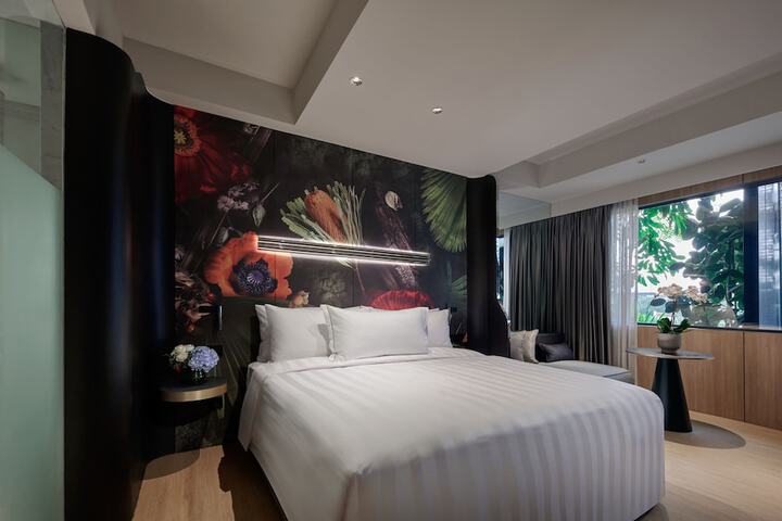 Room 17 of 74