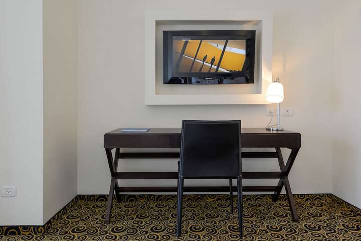 Room 15 of 75