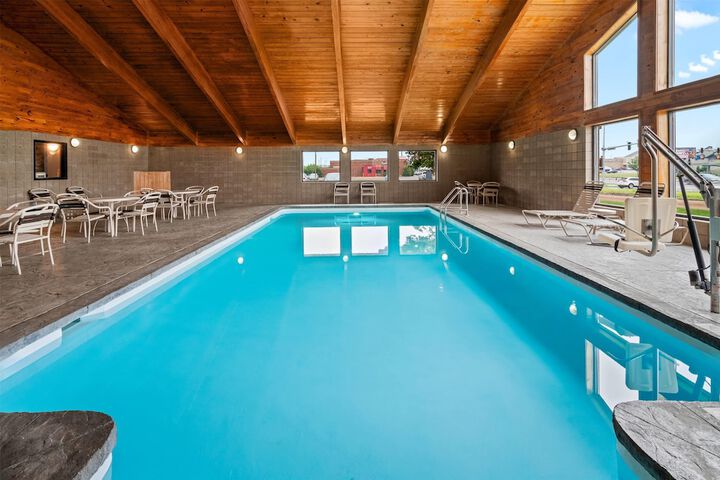 Pool 37 of 48