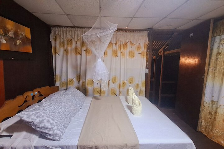 Room 16 of 127