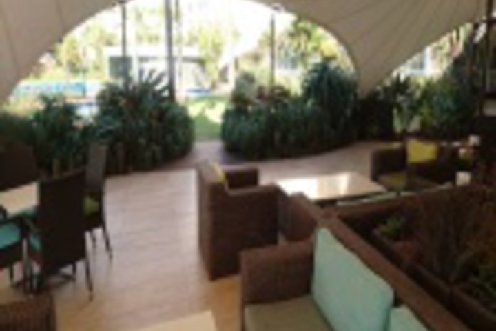 Hotel Exterior 49 of 324