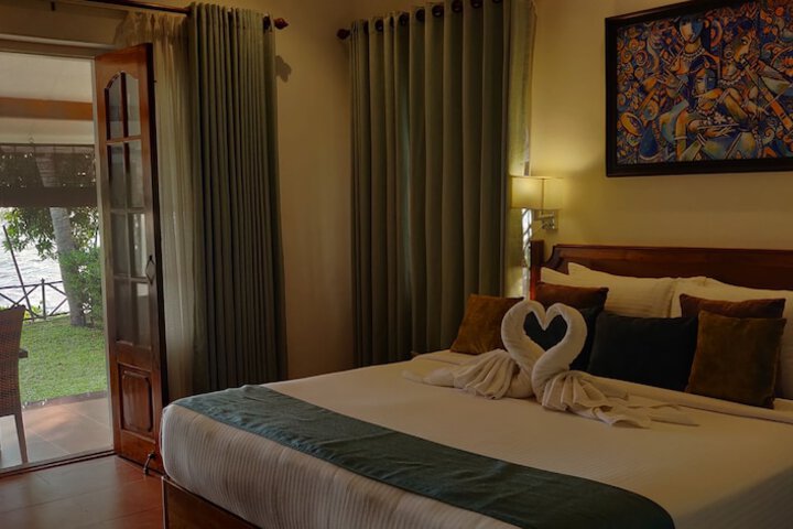 Room 15 of 144