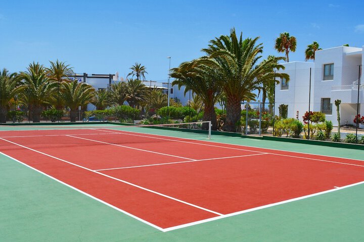 Tennis court