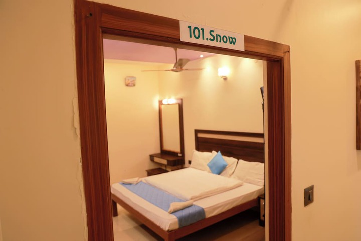 Room 26 of 84