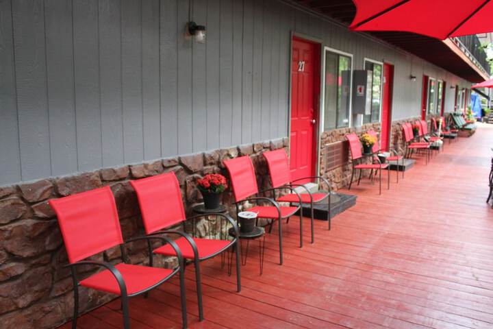 Sundeck 188 of 219