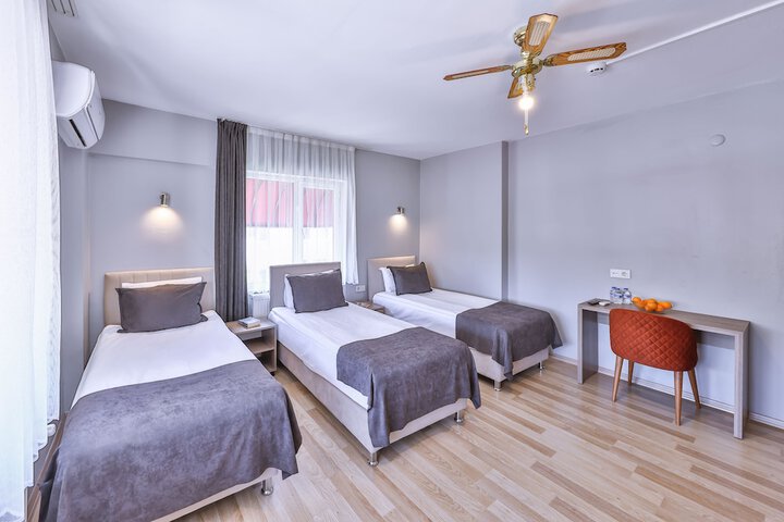 Room 46 of 125