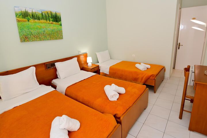 Room 5 of 29