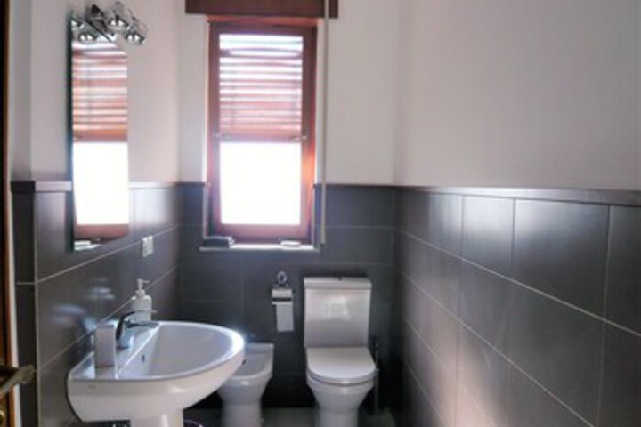 Room 5 of 21