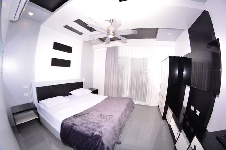 Room 8 of 92