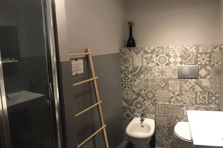 Room 34 of 44