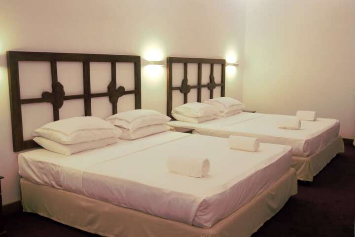 Room 14 of 85