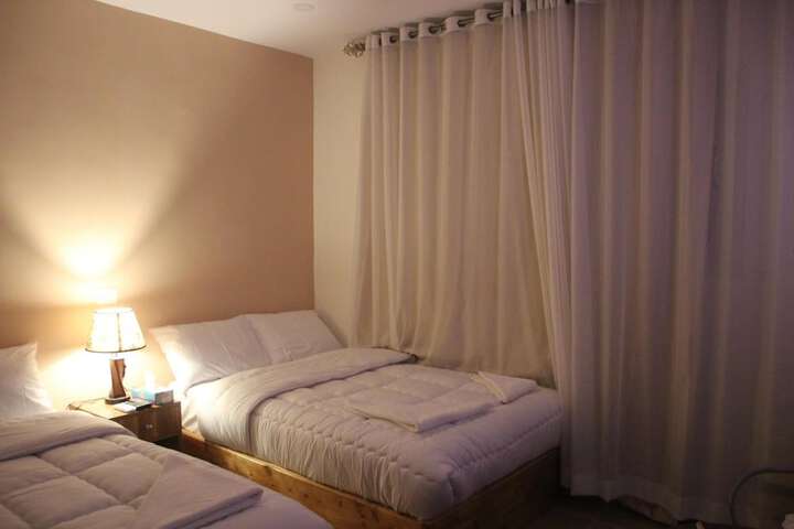 Room 20 of 63