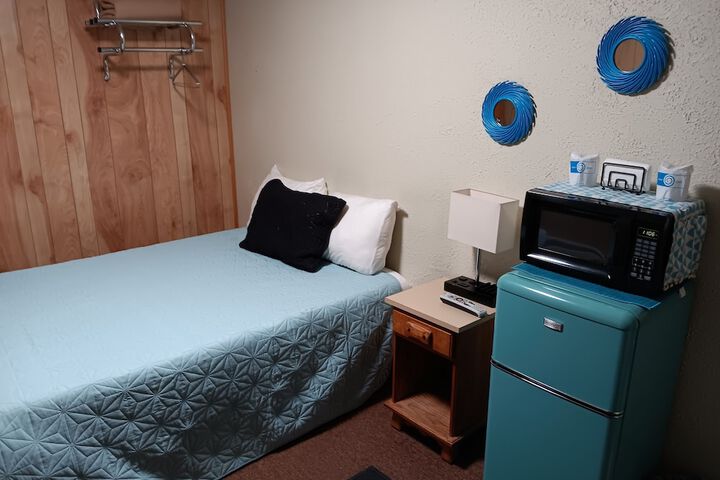 Room 3 of 21