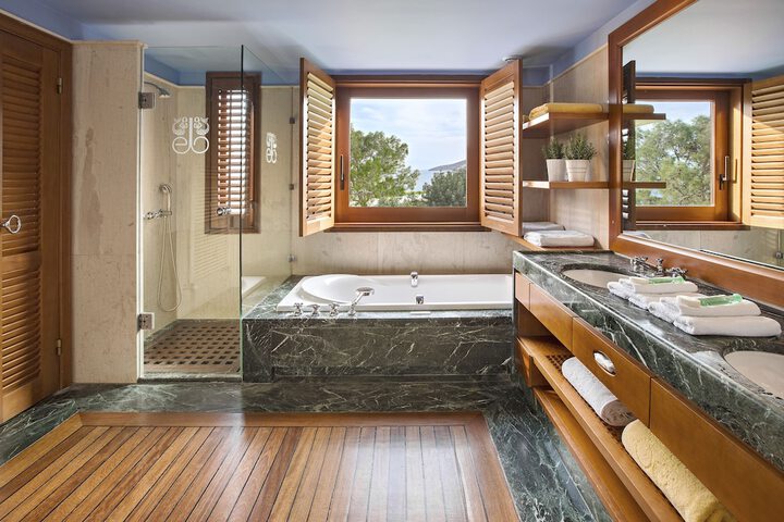 Room 51 of 129