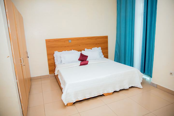 Room 9 of 92