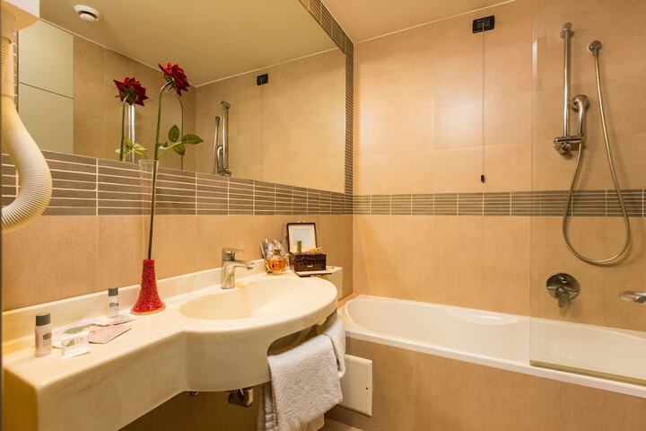 Clean Restrooms